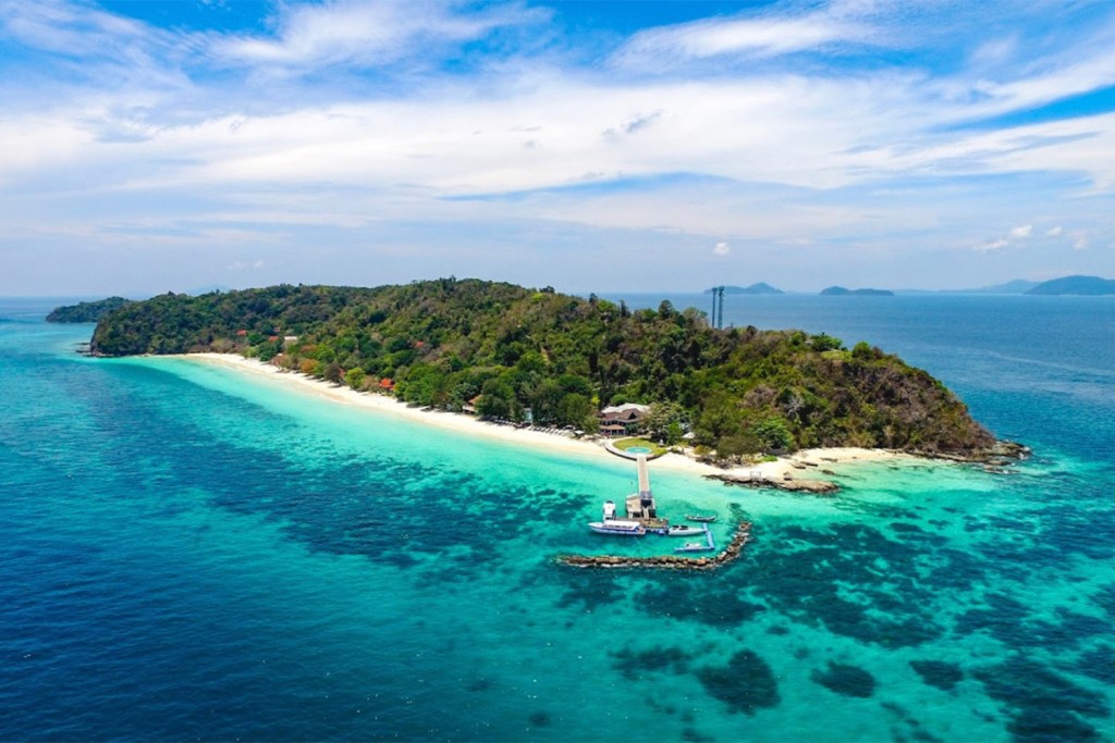 5.Maiton-Island - Phuket Best Trip Travel รถตู้นำเที่ยวภูเก็ต แบบ VIP 10 และ 12 ที่นั่ง